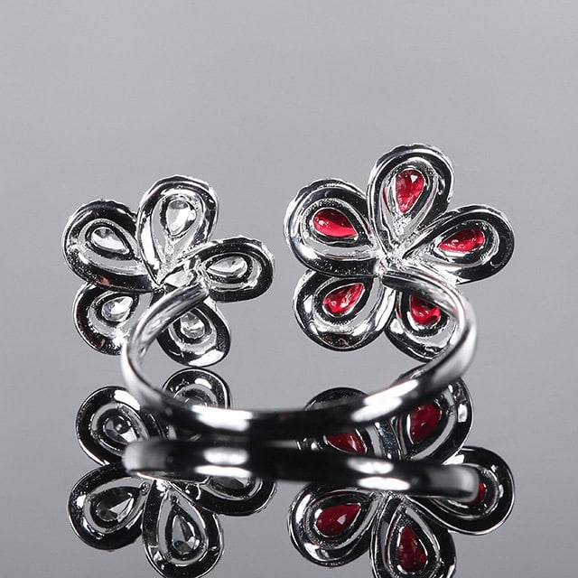 14k Gold 1.17 Ctw Natural Ruby & Diamond & Flowers Ring - 4