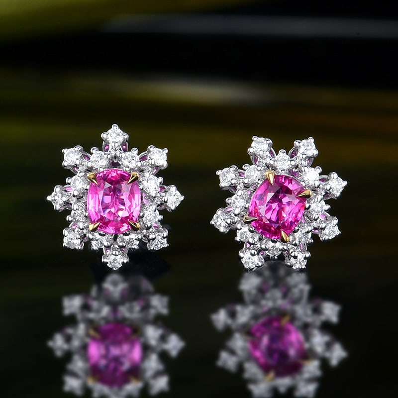 14k Gold 0.96 Ctw Natural Padparadscha Sapphire & Diamond Earrings: Ref:231172007 // gold content:14k gold // main gemstone:padparadscha sapphire // shape:oval // carat weight:0. 7ct // color:orangish pink // treatment:natural // // adjacent gemstone 2 : diamond //