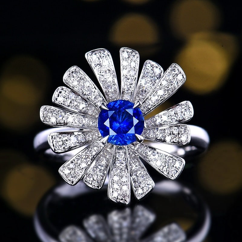 14k Gold 0.97 Ctw Natural Sapphire & Diamond & Flowers Ring: Ref:231172018 // gold content:14k gold // ring size:7. 25us // // main gemstone:sapphire // shape:round // carat weight:0. 6ct // color:royal blue // treatment:natural // cut grade:g // // adjacent