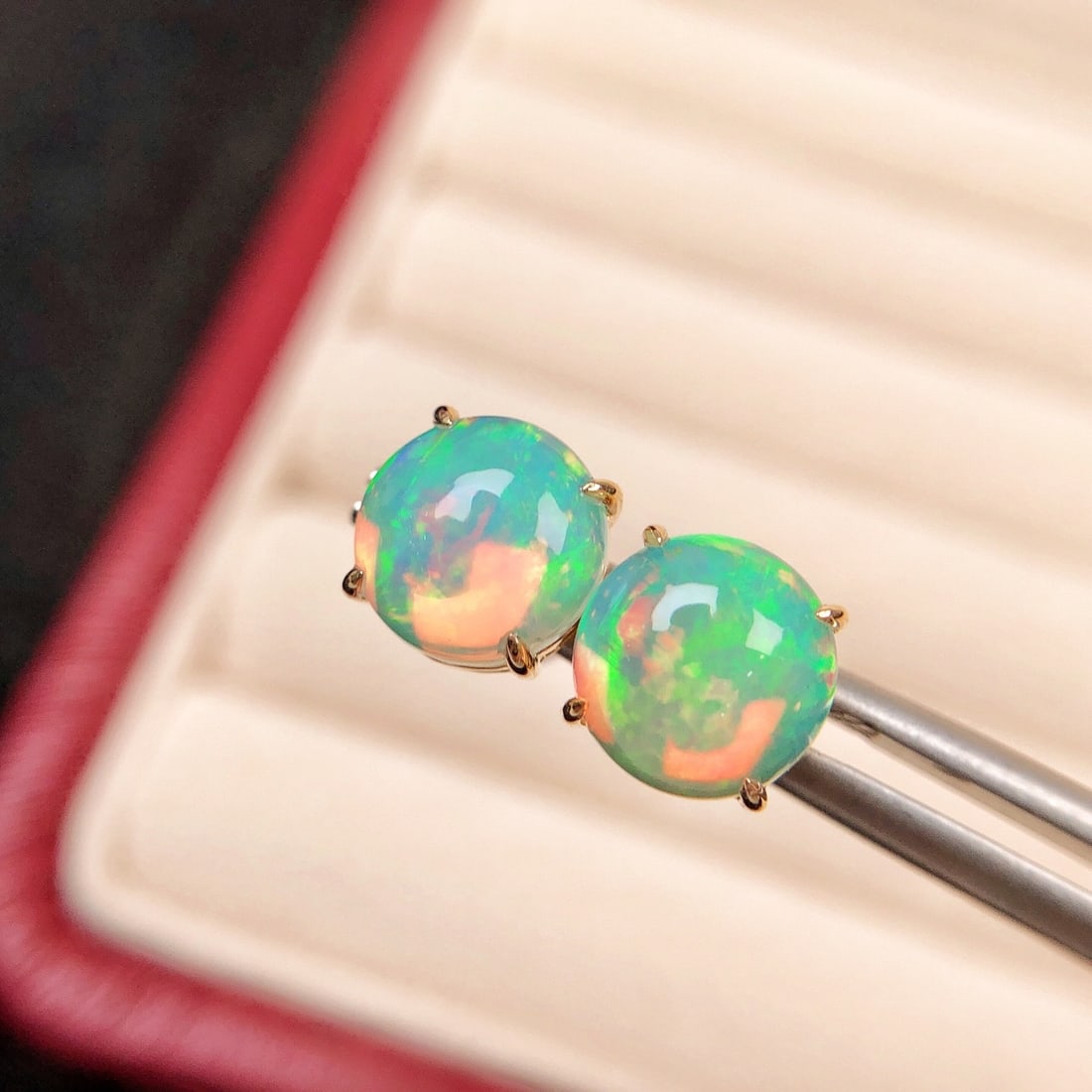 14k Gold 2.54 Ct Natural Opal Earrings - 2