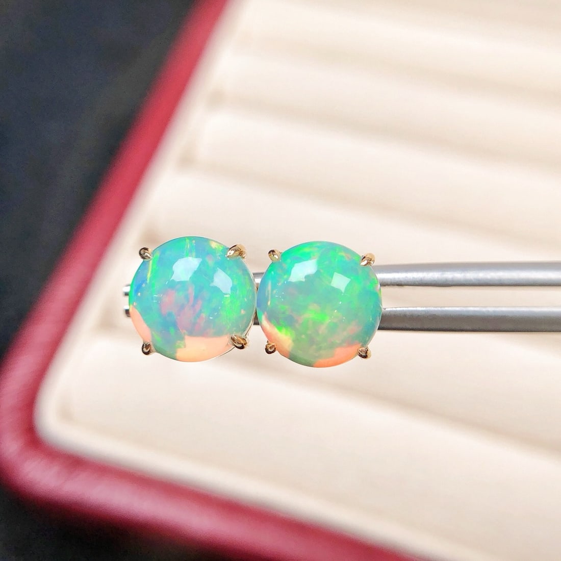 14k Gold 2.54 Ct Natural Opal Earrings - 4