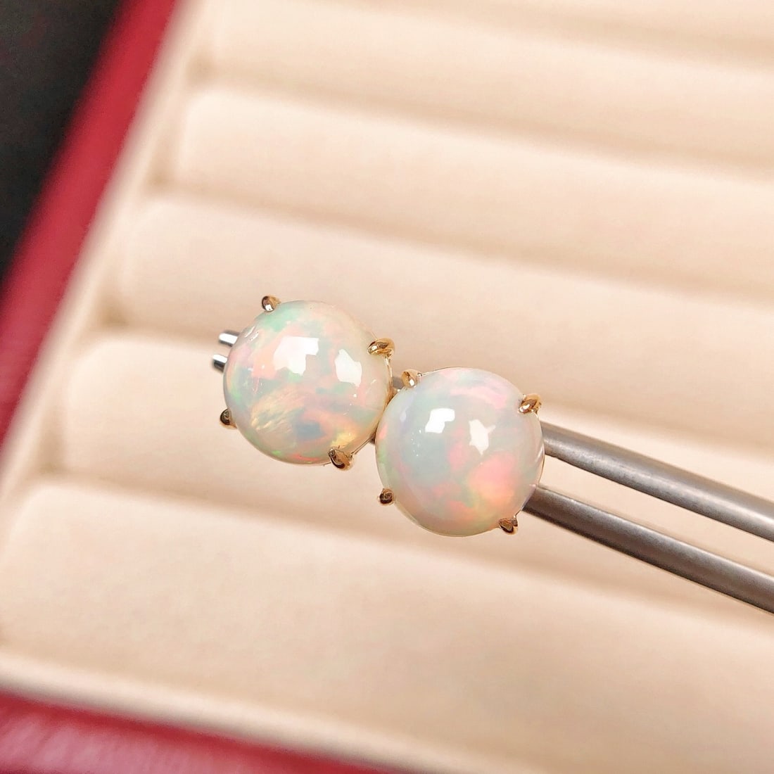 14k Gold 2.33 Ct Natural Opal Earrings - 4