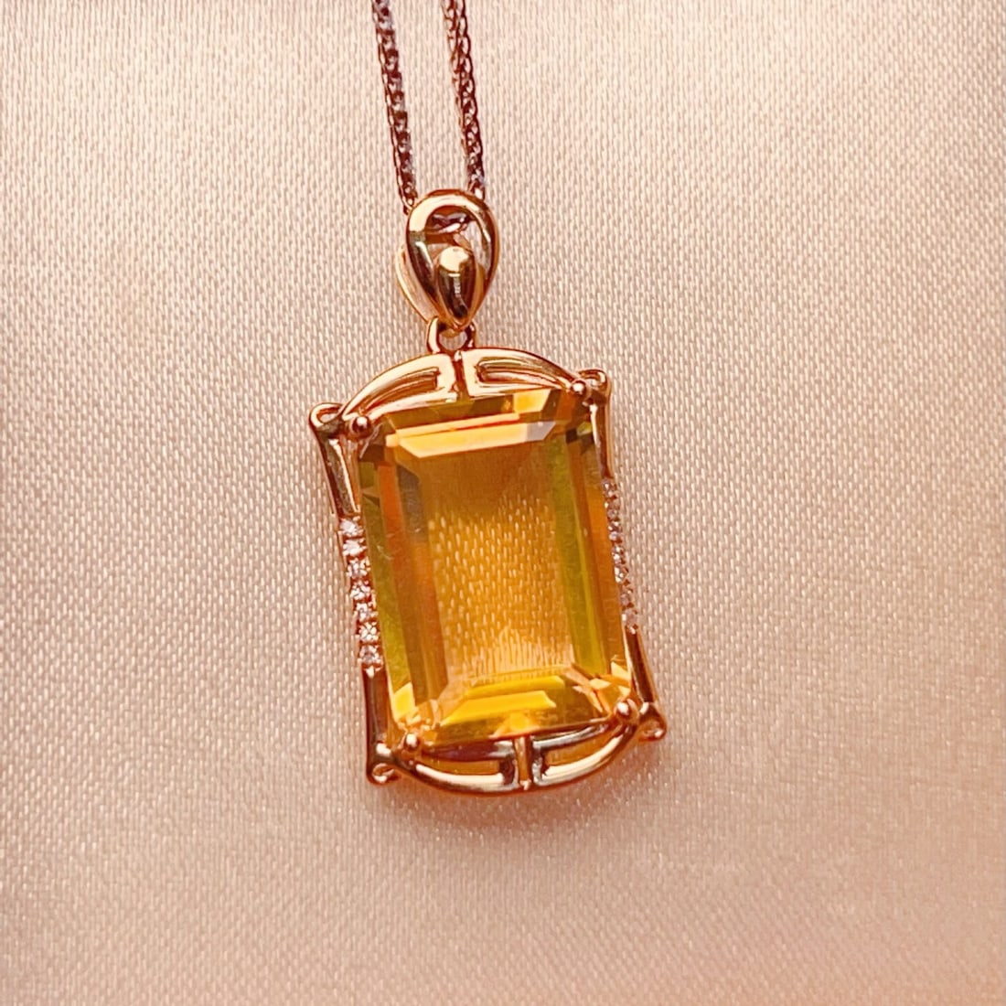 14k Gold 5.69 Ctw Natural Citrine & Diamond Pendant( Without Chain ) - 3
