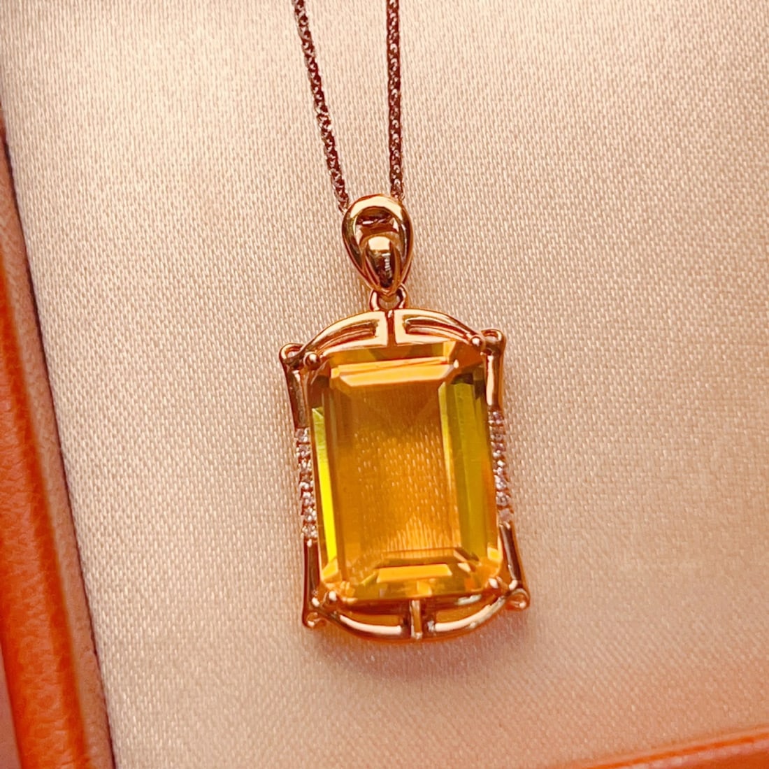 14k Gold 5.69 Ctw Natural Citrine & Diamond Pendant( Without Chain ) - 5