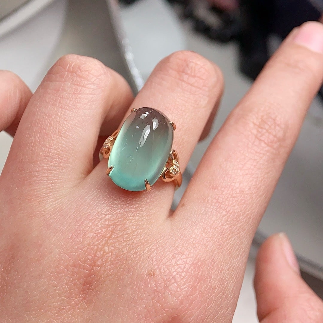 14k Gold 18.5 Ct Natural Prehnite & Diamond Ring - 4