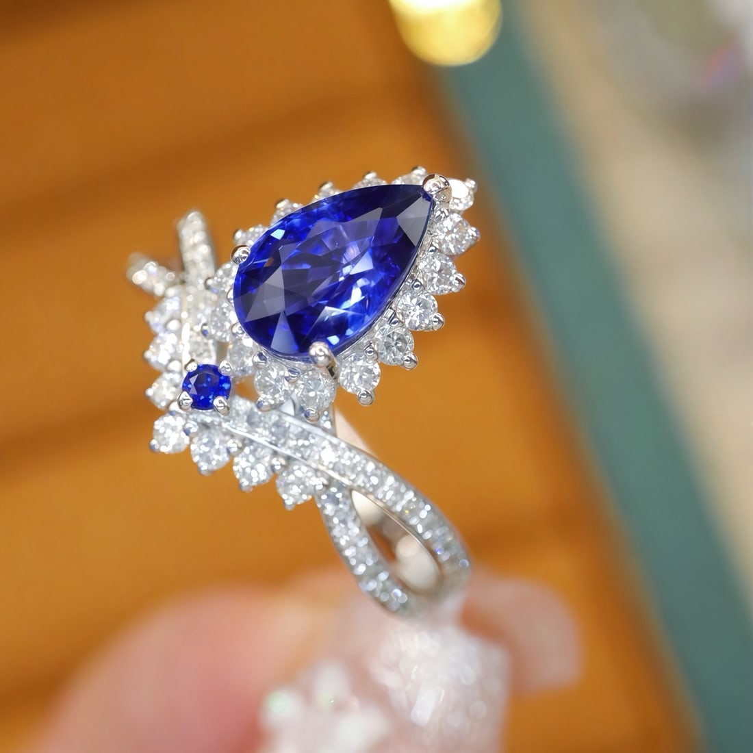 14k Gold 1.66 Ctw Natural Sapphire & Diamond Ring - 3