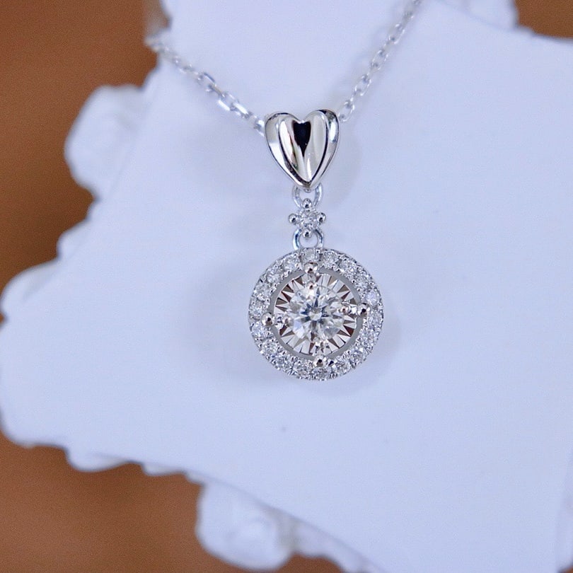 14k Gold 0.22 Ctw Natural H Diamond Pendant( Without Chain ): Ref:231172105 // gold content:14k gold // main gemstone:diamond // shape:round // carat weight:0. 13ct // clarity grade:vs-si // color:h // treatment:natural // cut grade:g // // adjacent gemstone 2
