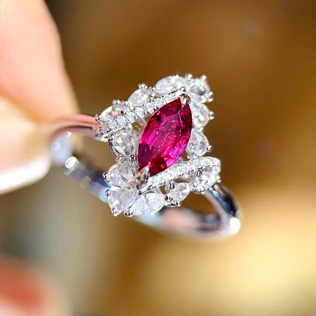 14k Gold 1.11 Ctw Natural Ruby & Diamond Ring - 3