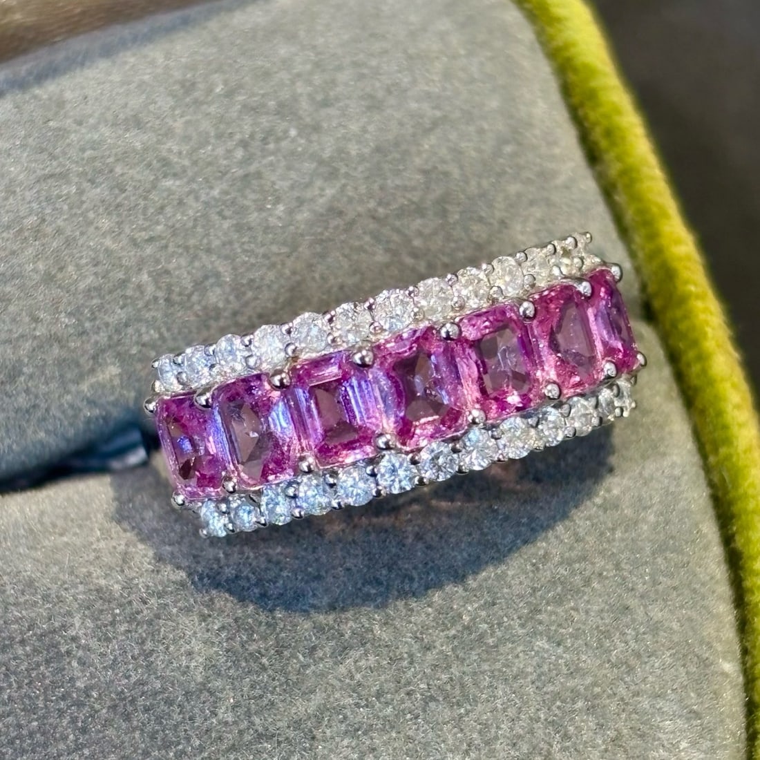14k Gold 1.9 Ct Natural Sapphire & Diamond Ring: Ref:231172147 // gold content:14k gold // ring size:7. 25us // // main gemstone:sapphire // shape:octagonal // carat weight:1. 9ct // color:pink // treatment:natural // // adjacent gemstone 2 :