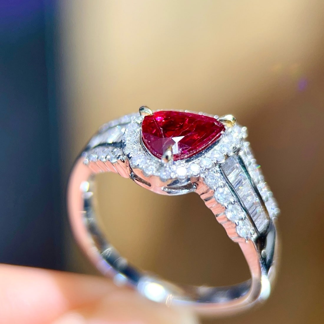 14k Gold 1.37 Ctw Natural Ruby & Diamond Ring - 3