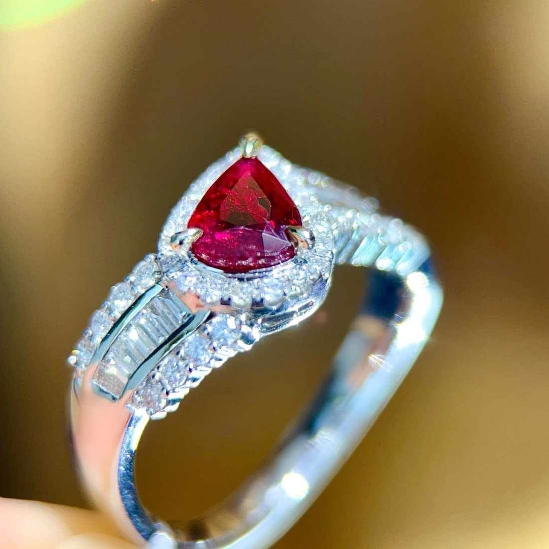 14k Gold 1.37 Ctw Natural Ruby & Diamond Ring - 5