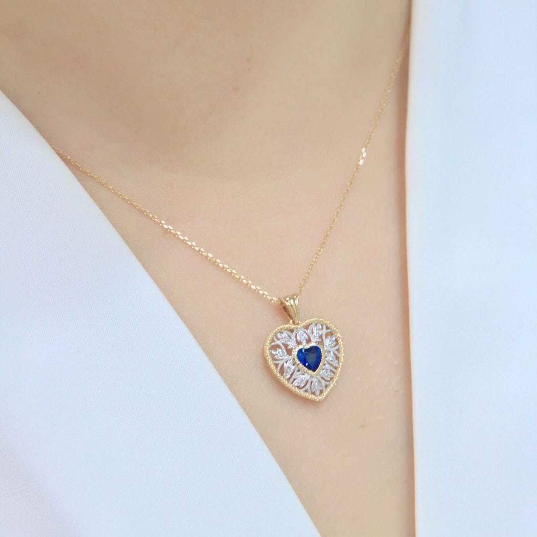 14k Gold 0.59 Ctw Natural Sapphire & Diamond Necklace - 5