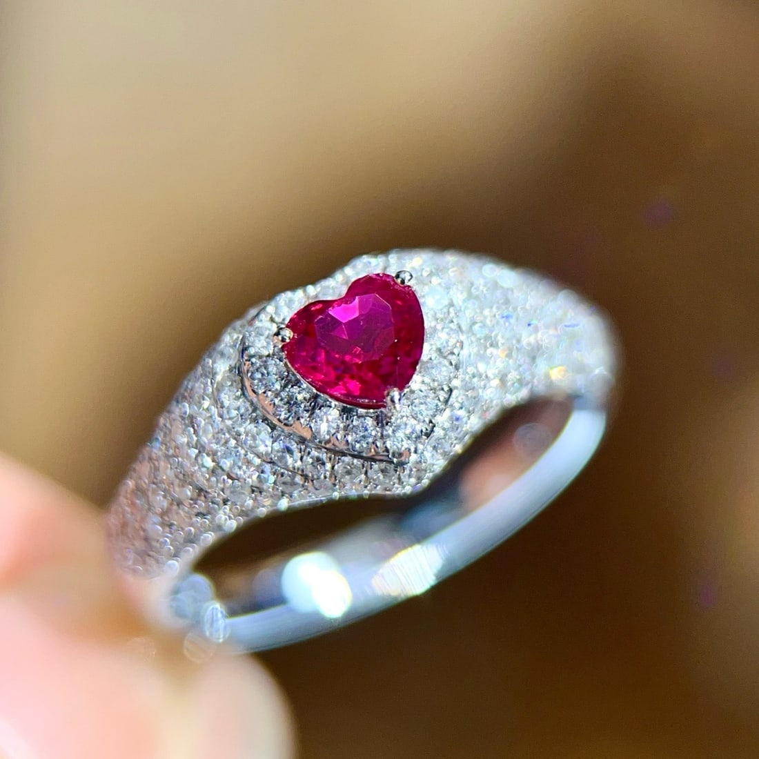 14k Gold 1.25 Ctw Natural Ruby & Diamond Ring - 3
