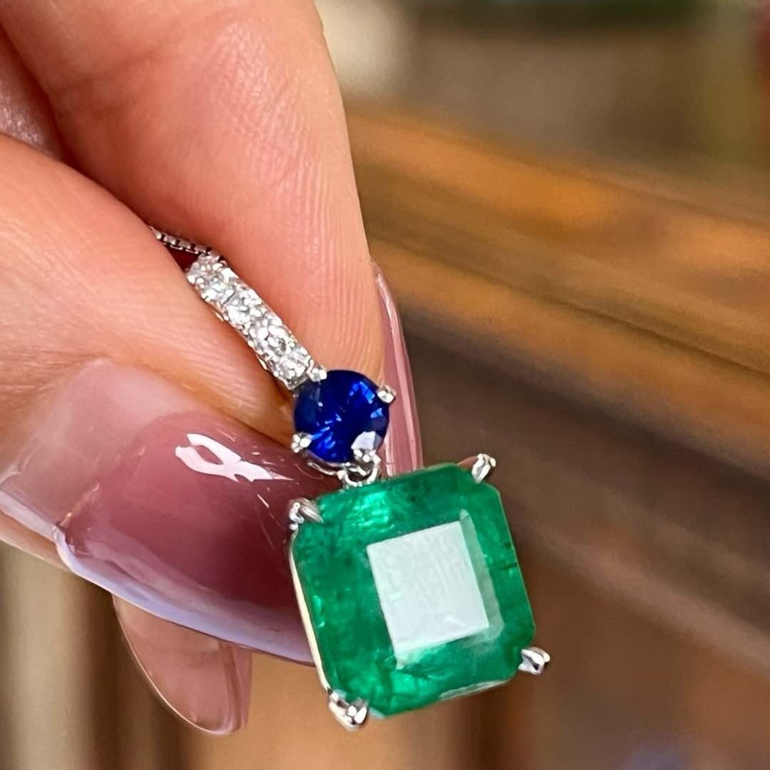 14k Gold 5.76 Ctw Intense Green Natural Emerald & Diamond Pendant( Without Chain ) - 5