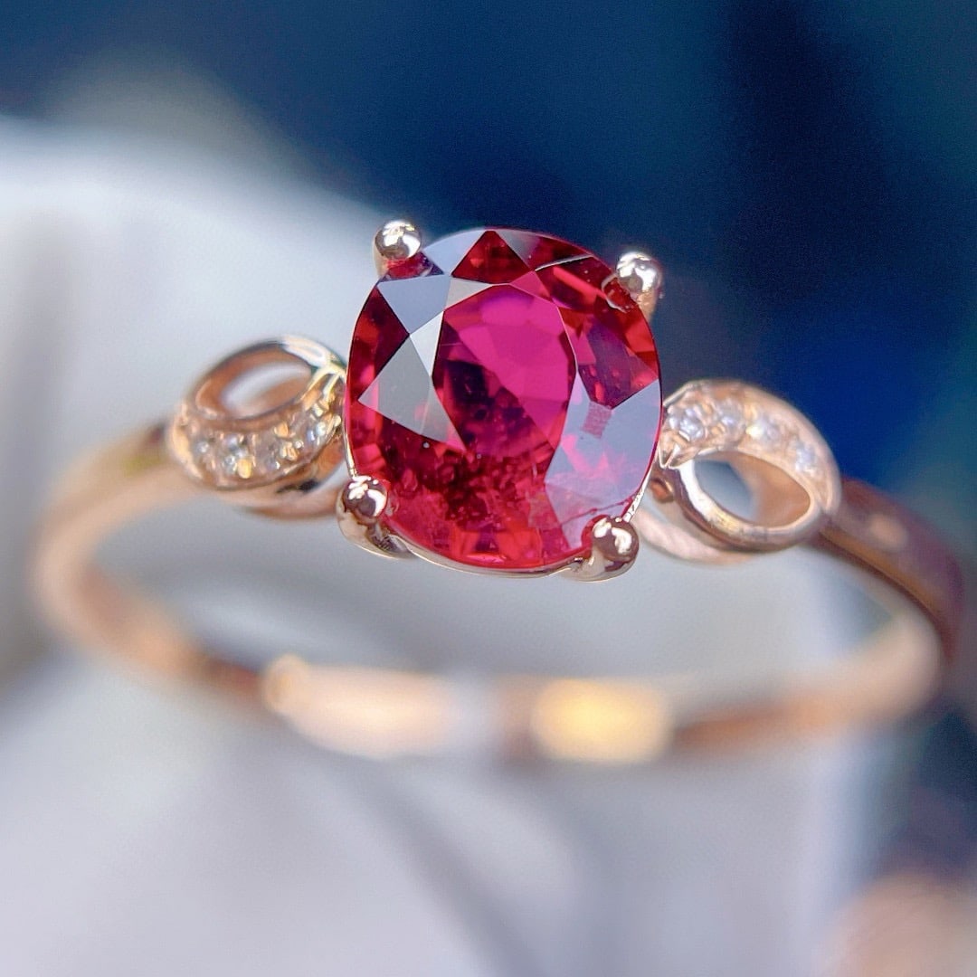 14k Gold 0.95 Ct Natural Tourmaline & Diamond Ring: Ref:231172221 // gold content:14k gold // ring size:7. 25us // // main gemstone:tourmaline // shape:oval // carat weight:0. 95ct // color:red // treatment:natural // // adjacent gemstone 2 : diamond