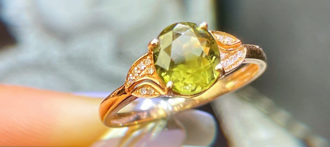 14k Gold 2.1 Ct Natural Tourmaline & Diamond Ring - 4