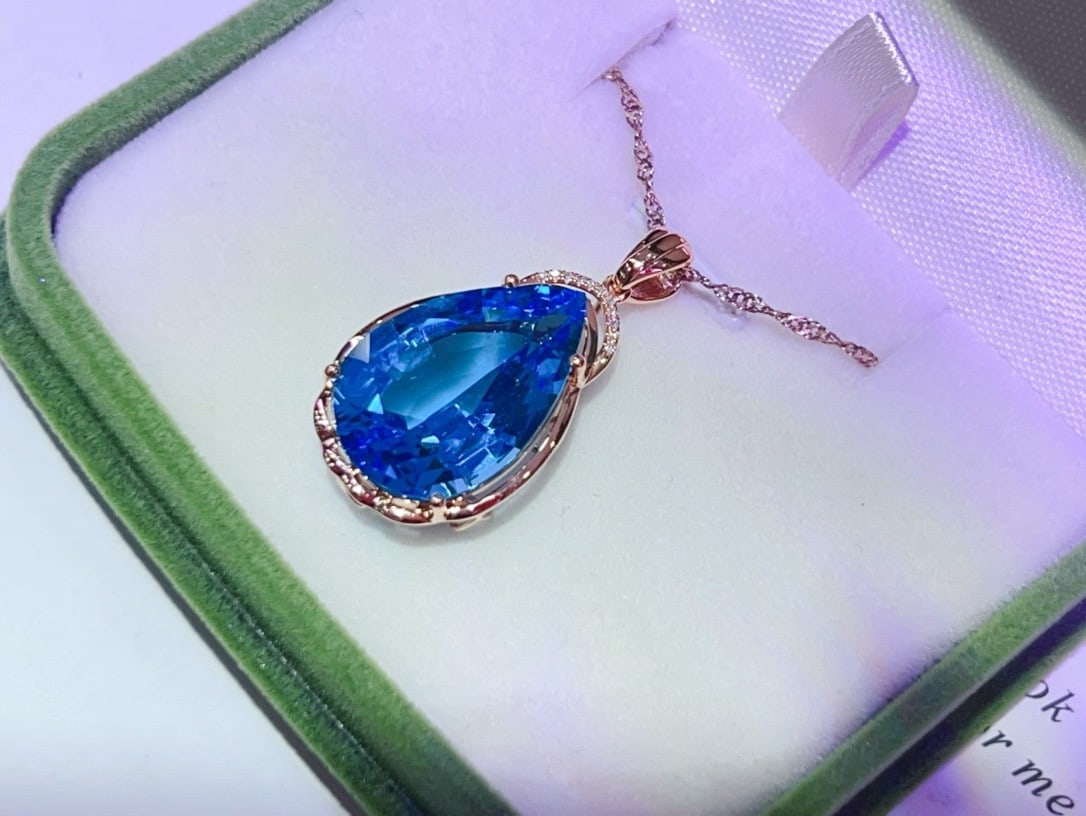 14k Gold 15.88 Ctw Natural Topaz & Diamond Pendant( Without Chain ) - 3