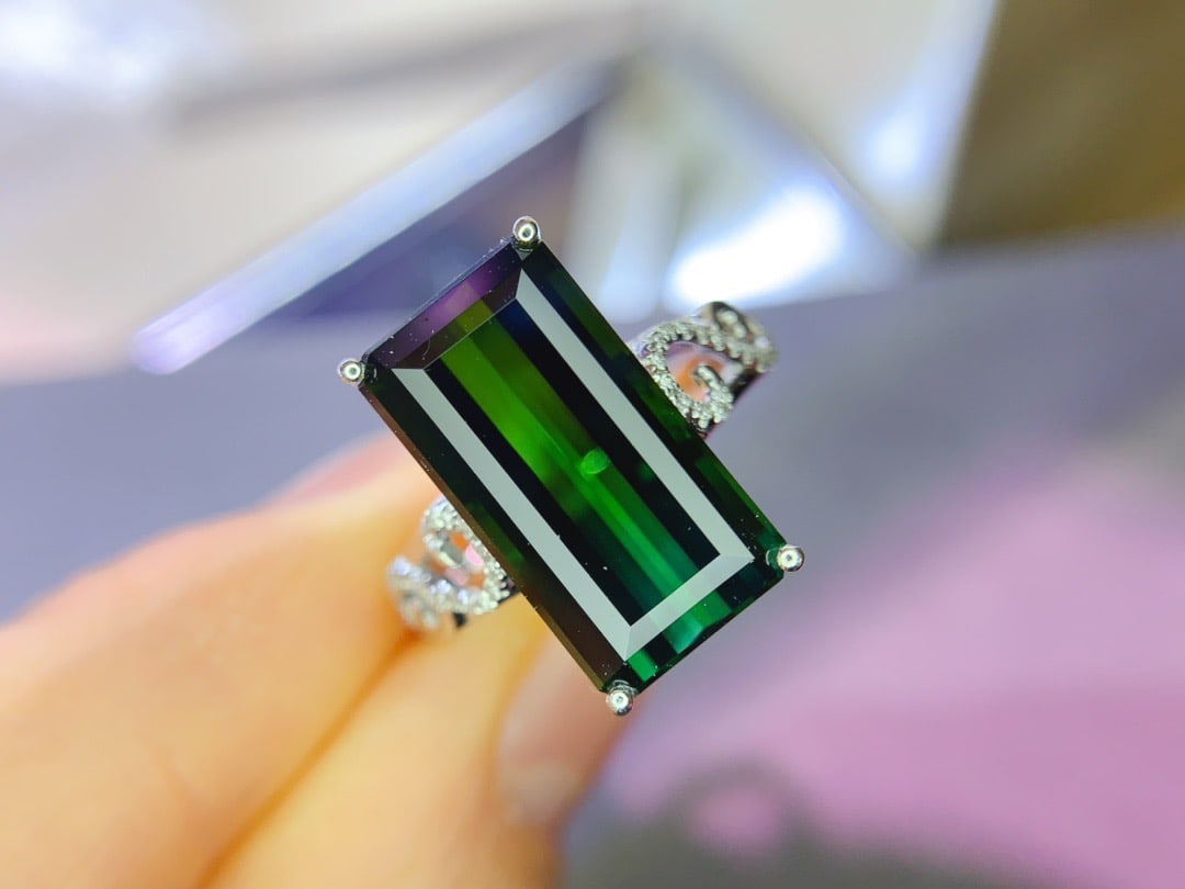 14k Gold 7.8 Ct Natural Tourmaline & Diamond Ring - 2