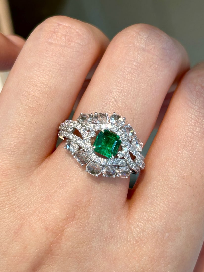 14k Gold 1.81 Ctw Vivid Green Natural Emerald & Diamond Ring - 6