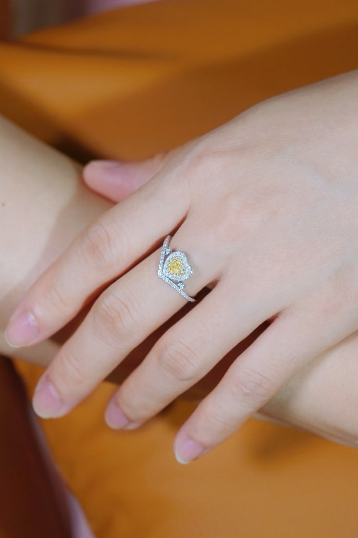 14k Gold 0.50 Ctw Natural Yellow Diamond & Diamond Ring - 3