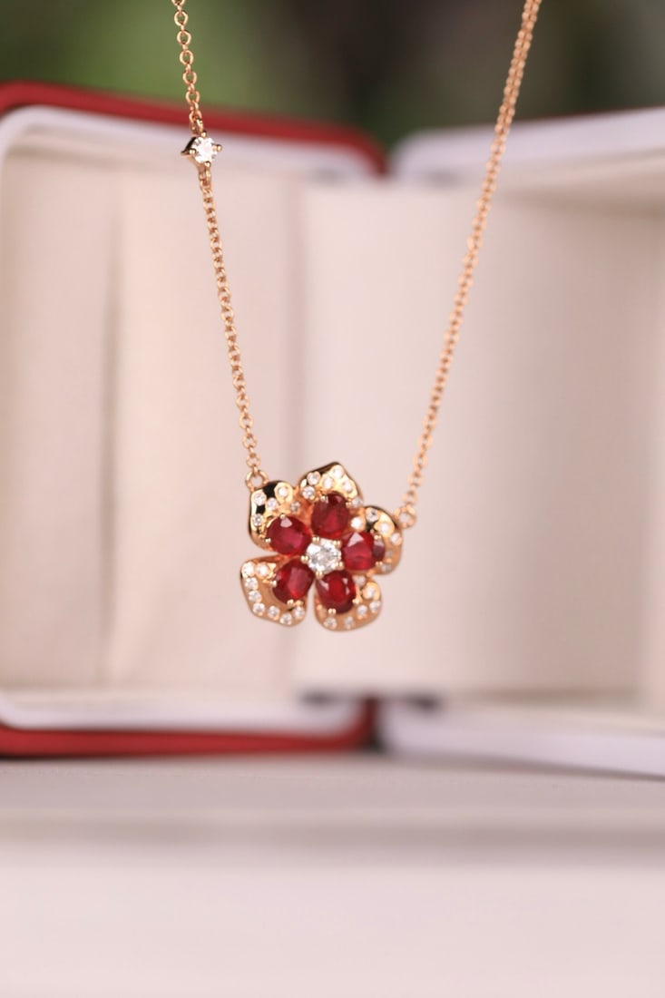 14k Gold 1.62 Ct Natural Ruby & Diamond & Flowers Necklace - 6
