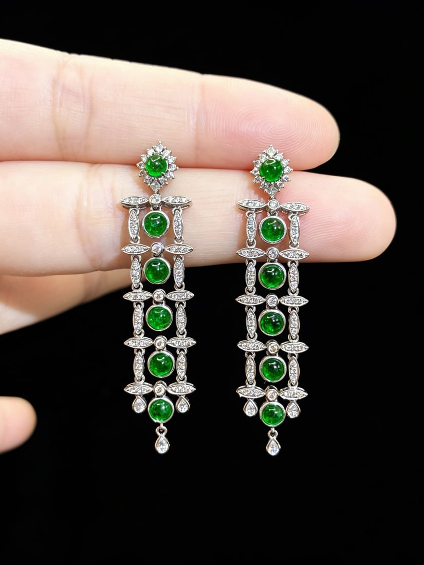 14k Gold 2.63 Ctw Vivid Green Natural Emerald & Diamond Earrings: Ref:231172250 // gold content:14k gold // main gemstone:emerald // shape:round // carat weight:1. 84ct // color:vivid green // treatment:natural // cut grade:g // // adjacent gemstone 2 : diamond //