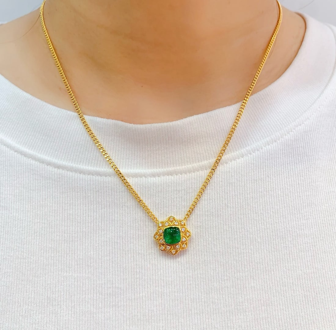 14k Gold 1.2 Ct Vivid Green Natural Emerald & Diamond Necklace - 6