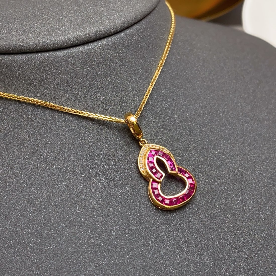 14k Gold 1.40 Ct Natural Ruby & Diamond Pendant( Without Chain ) - 5