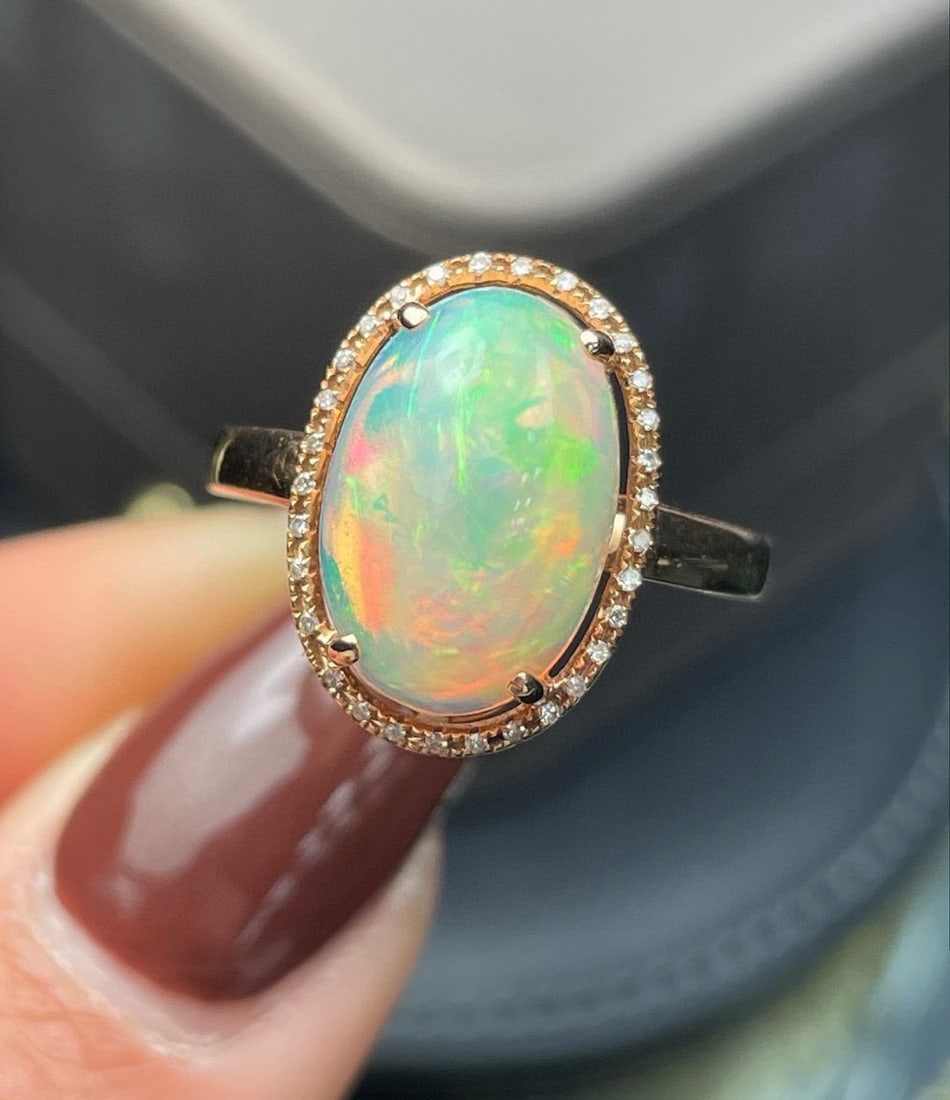 14k Gold 4.07 Ct Natural Opal & Diamond Ring - 6