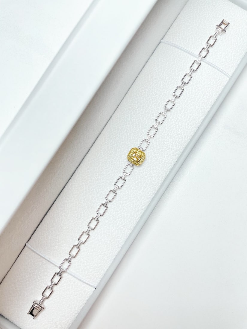 14k Gold 0.77 Ctw Natural Yellow Diamond & Diamond Bracelet - 2