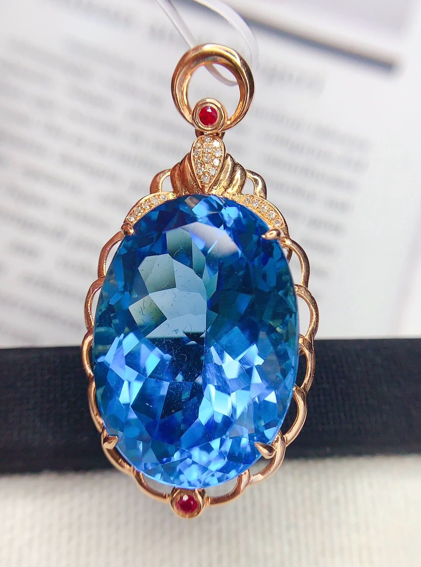 14k Gold 33 Ct Natural Topaz & Diamond Pendant( Without Chain ) - 2