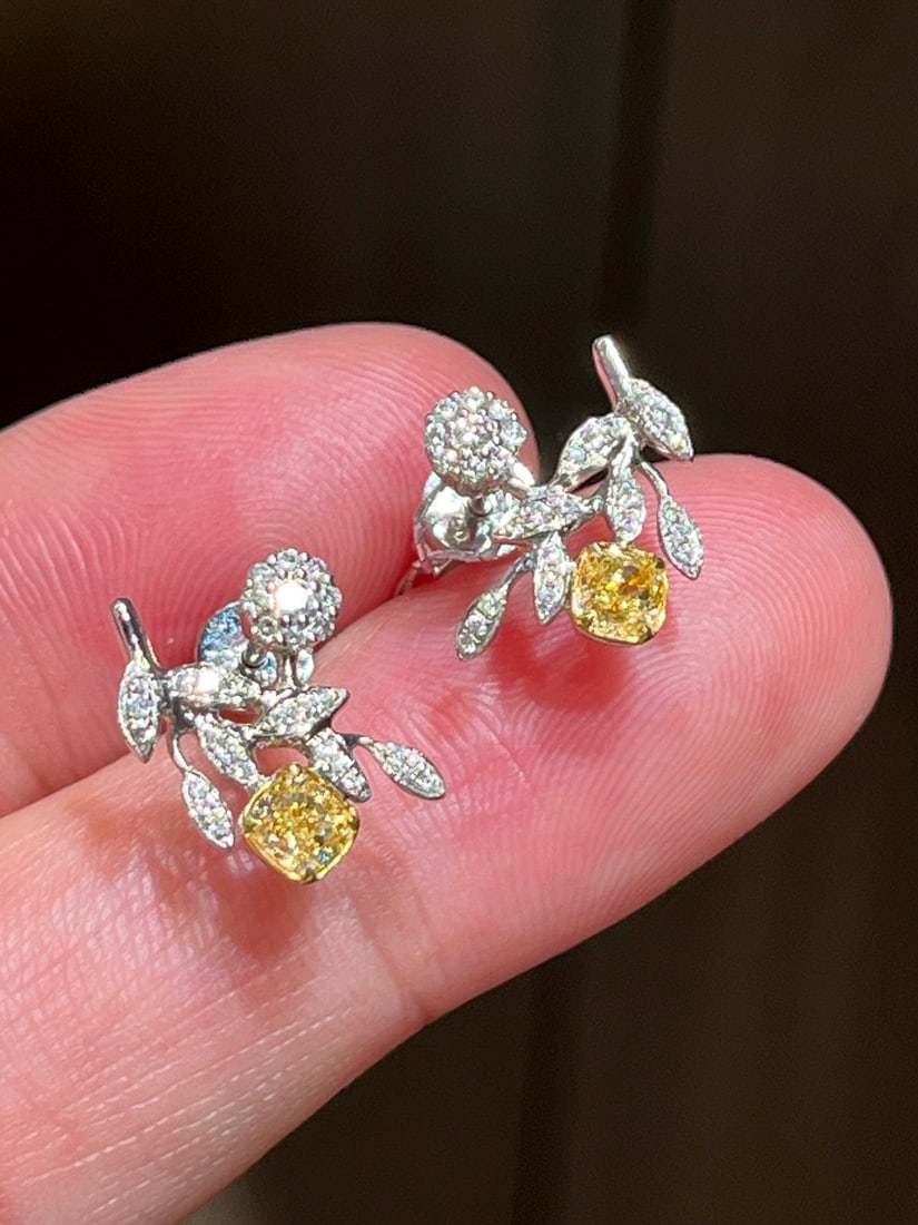 14k Gold 0.62 Ctw Natural Yellow Diamond & Diamond Earrings - 3