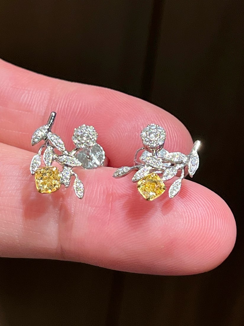 14k Gold 0.62 Ctw Natural Yellow Diamond & Diamond Earrings - 4