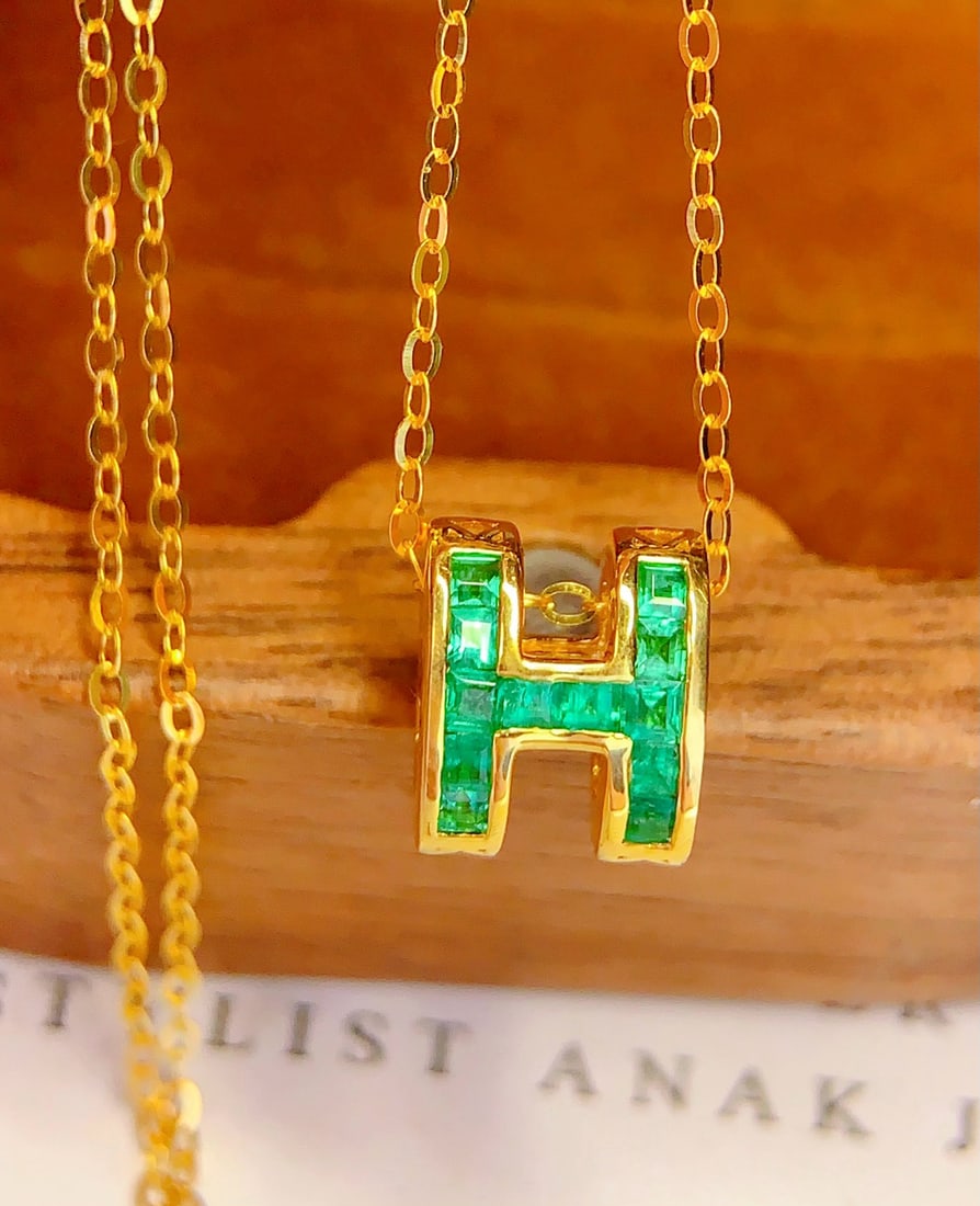 14k Gold 1 Ct Natural Emerald Necklace - 2