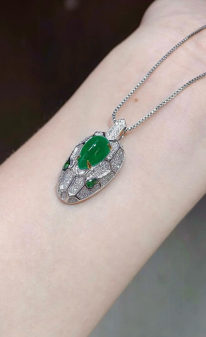 14k Gold 2.28 Ctw Vivid Green Natural Emerald & Emerald & Snake Pendant( Without Chain ) - 4