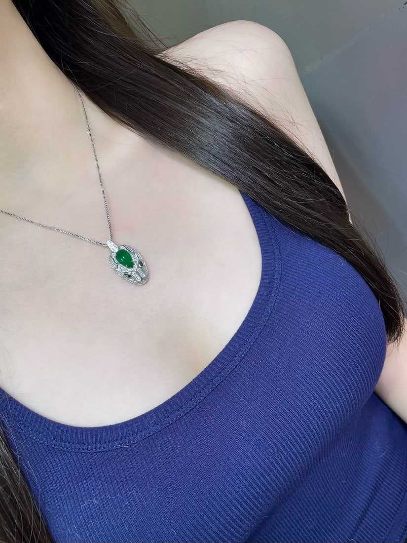 14k Gold 2.28 Ctw Vivid Green Natural Emerald & Emerald & Snake Pendant( Without Chain ) - 6