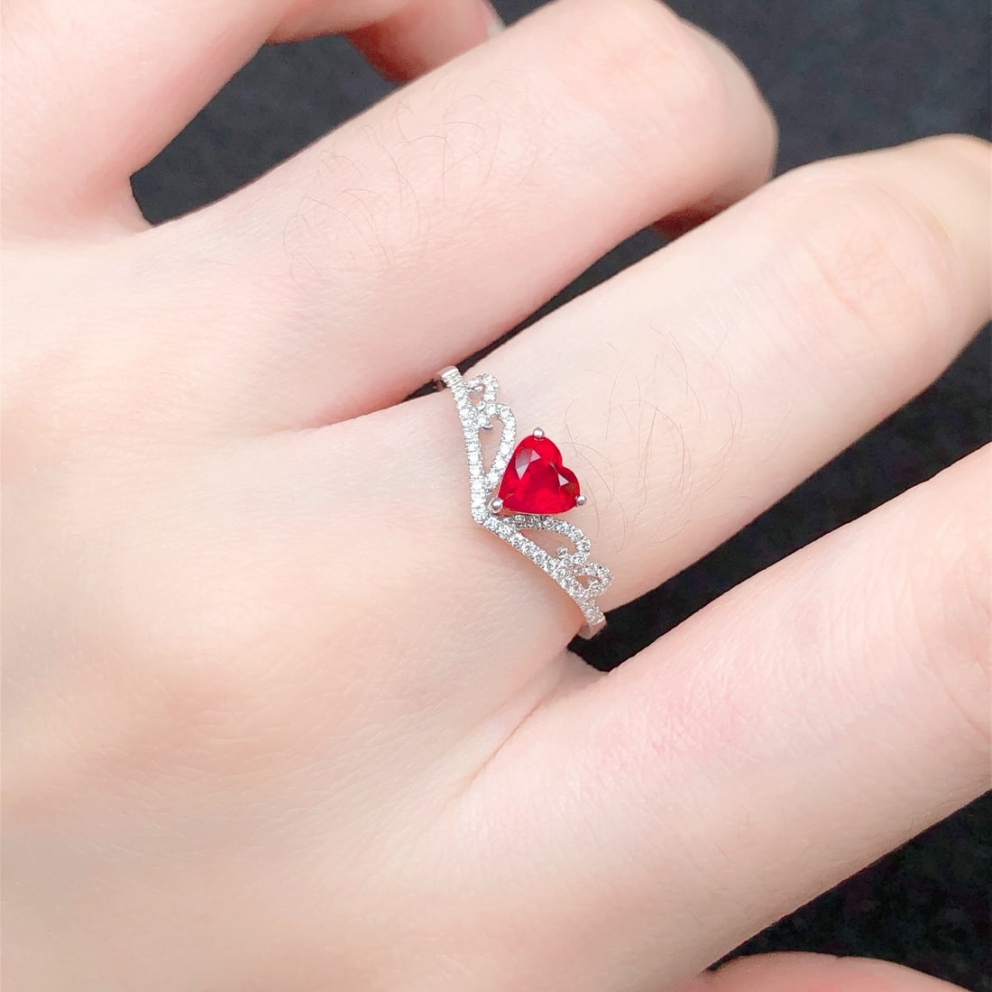 14k Gold 0.75 Ctw Natural Ruby & Diamond Ring - 6