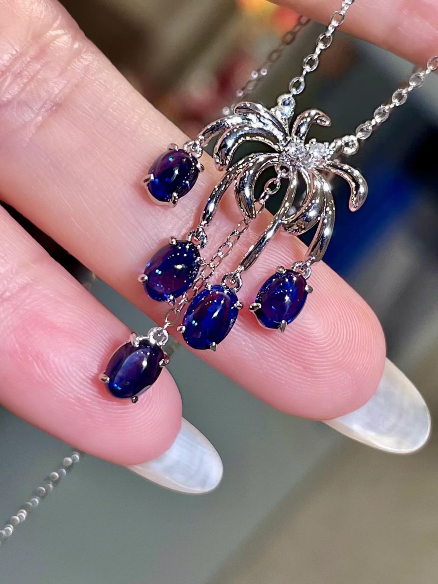 14k Gold 2.58 Ct Natural Sapphire & Diamond Necklace - 3