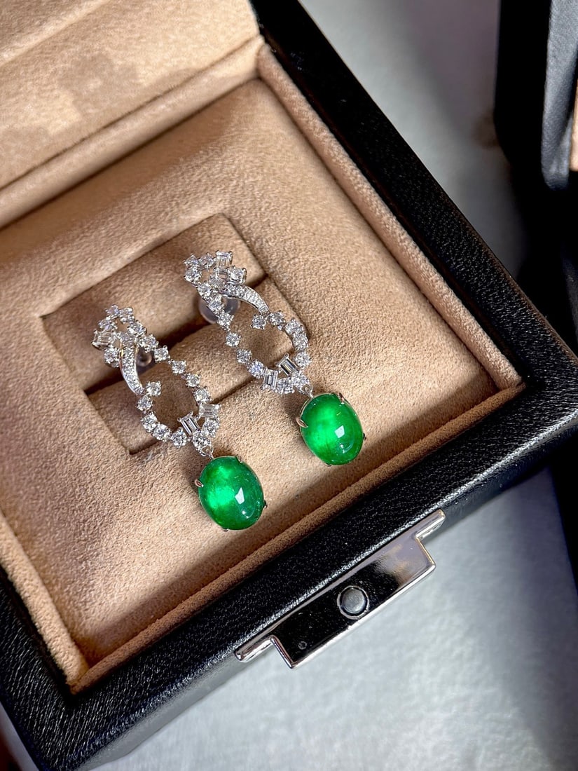 14k Gold 7.03 Ctw Vivid Green Natural Emerald & Diamond Earrings - 5