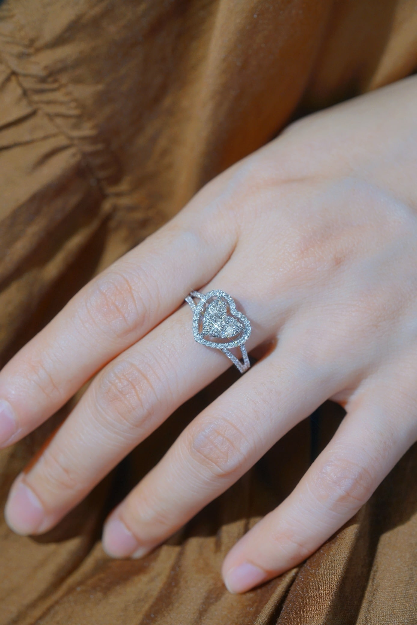 14k Gold 0.75 Ct Natural H Diamond Ring - 2