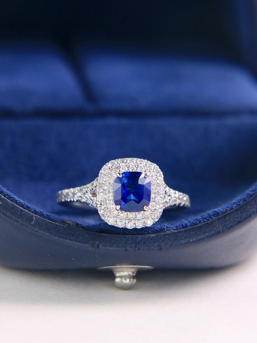 14k Gold 1.55 Ctw Natural Sapphire & Diamond Ring: Ref:231172324 // gold content:14k gold // ring size:7. 25us // // main gemstone:sapphire // shape:cushion // carat weight:1. 07ct // color:blue // treatment:natural // // adjacent gemstone 2 :