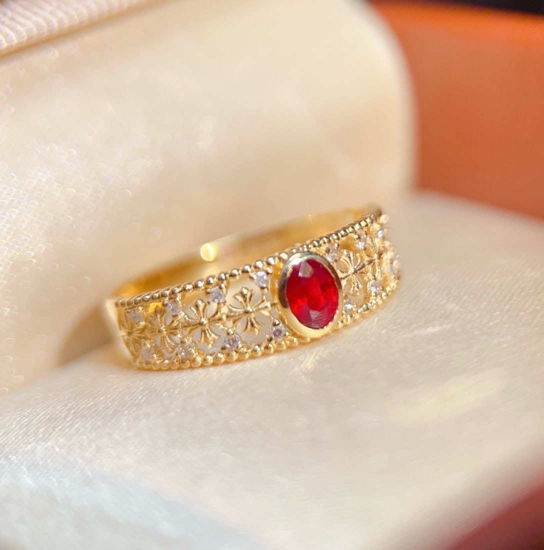 14k Gold 0.27 Ct Vivid Red Natural Ruby & Diamond Ring: Ref:231172325 // gold content:14k gold // ring size:7. 25us // // main gemstone:ruby // shape:oval // carat weight:0. 27ct // color:vivid red // treatment:natural // // adjacent gemstone 2 : diamond