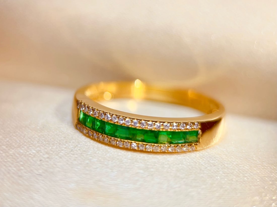 14k Gold 0.4 Ct Natural Emerald & Diamond Ring - 3