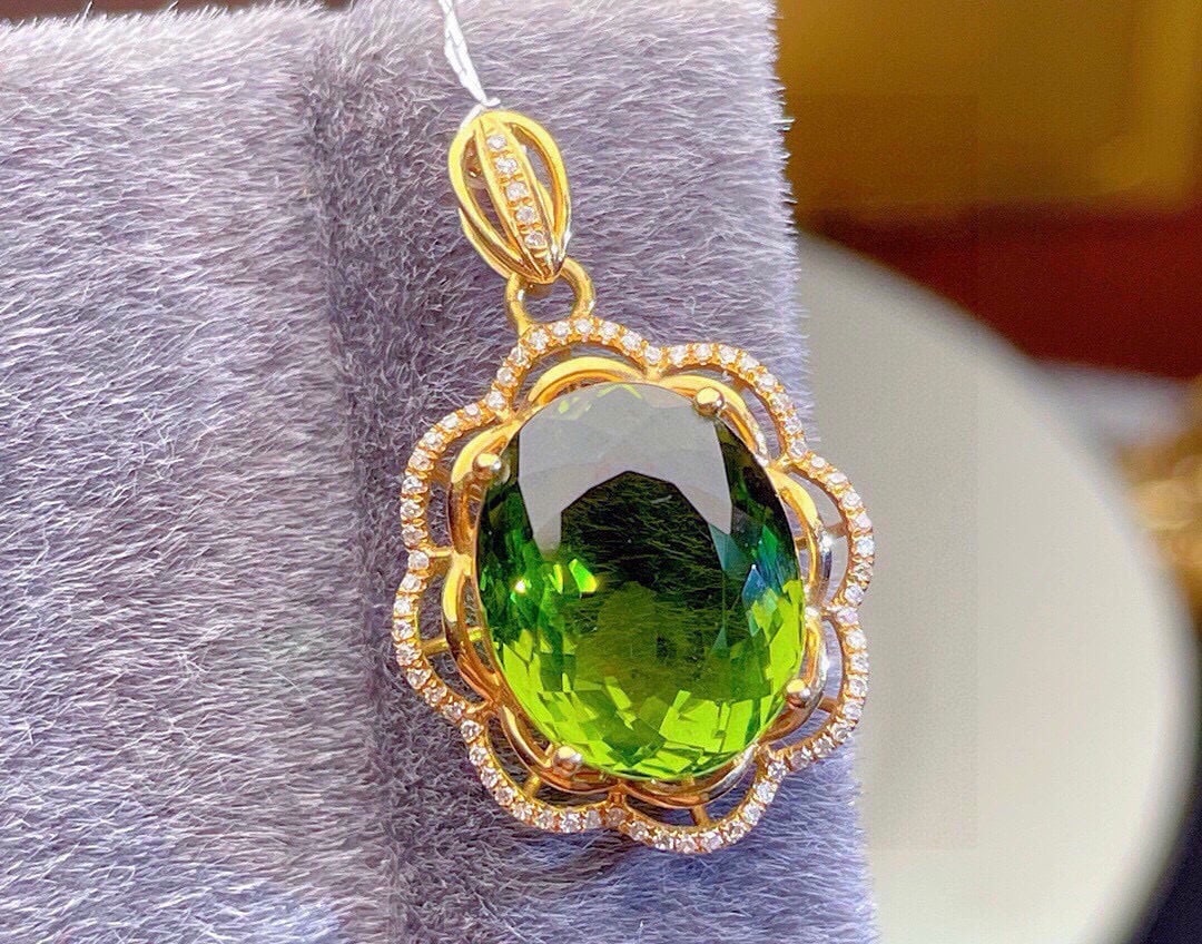 14k Gold 8.53 Ct Natural Tourmaline & Diamond Pendant( Without Chain ) - 2