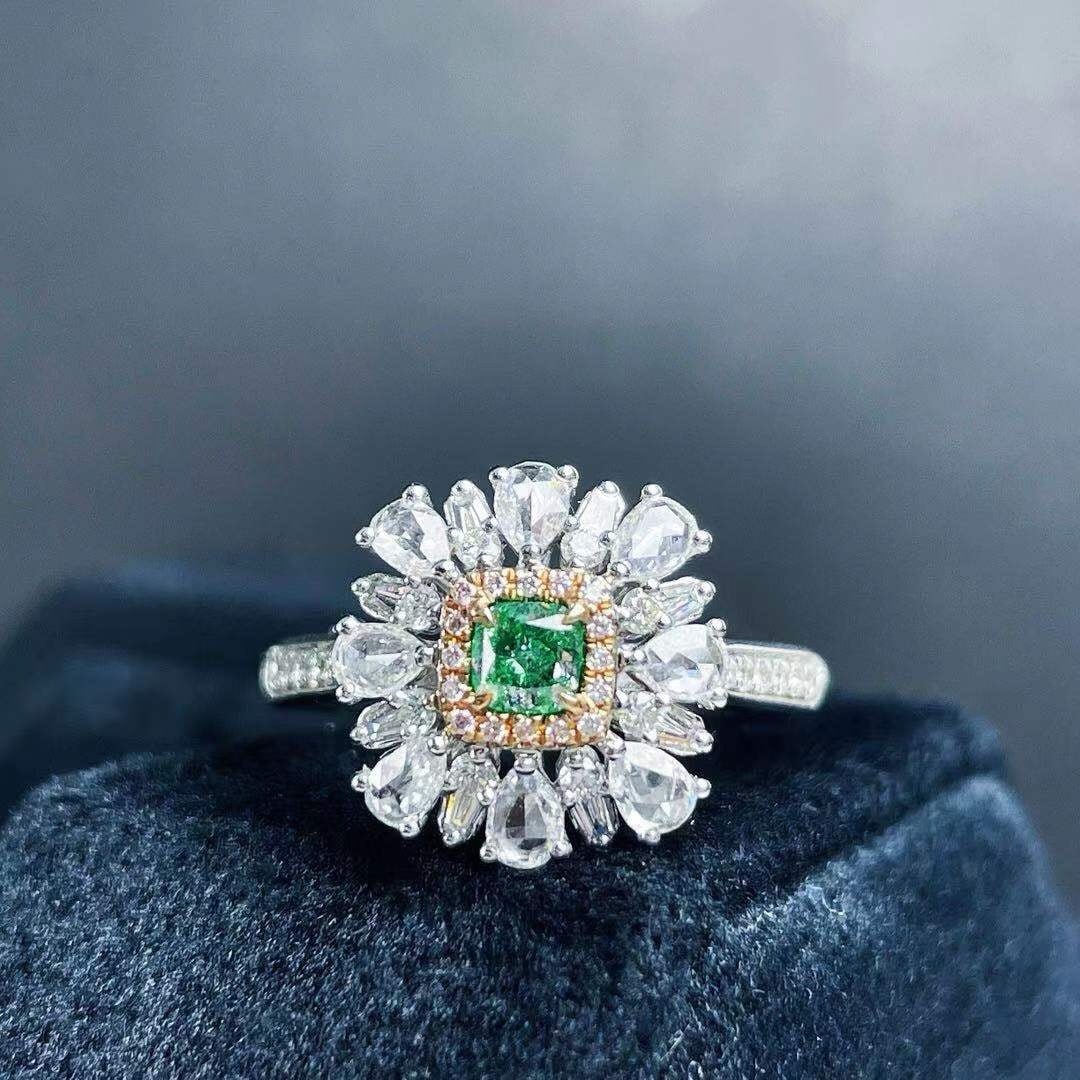14k Gold 1.01 Ctw Natural Green Diamond & Diamond Ring: Ref:231172337 // gold content:14k gold // ring size:7. 25us // // main gemstone:green diamond // shape:cushion // carat weight:0. 27ct // color:green // treatment:natural // // adjacent gemstone 2 : d