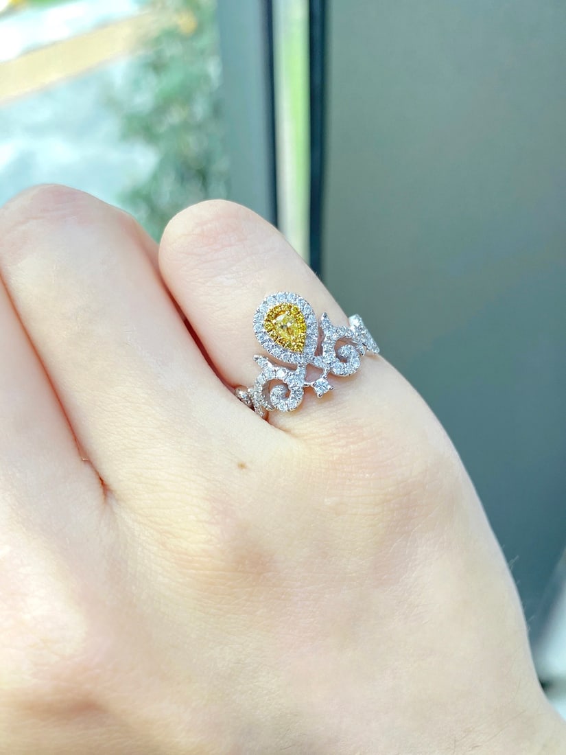 14k Gold 1.0 Ctw Natural Yellow Diamond & Diamond Ring - 4