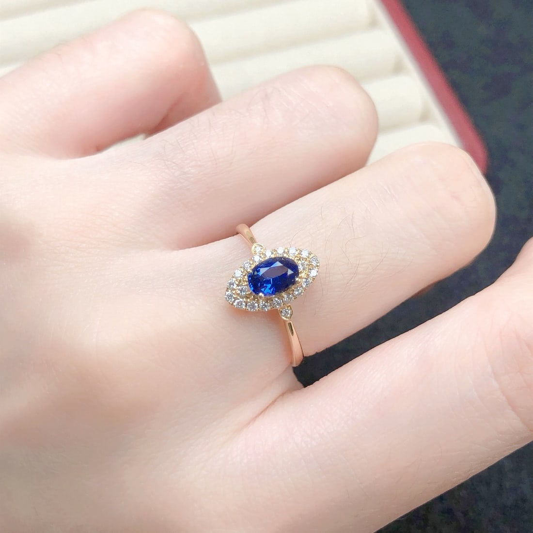 14k Gold 0.82 Ctw Natural Sapphire & Diamond Ring - 7