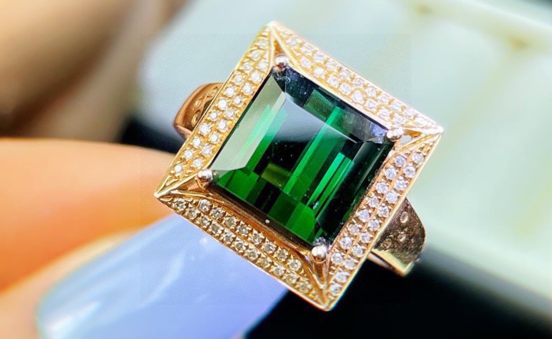 14k Gold 4.75 Ct Natural Tourmaline & Diamond Ring - 6