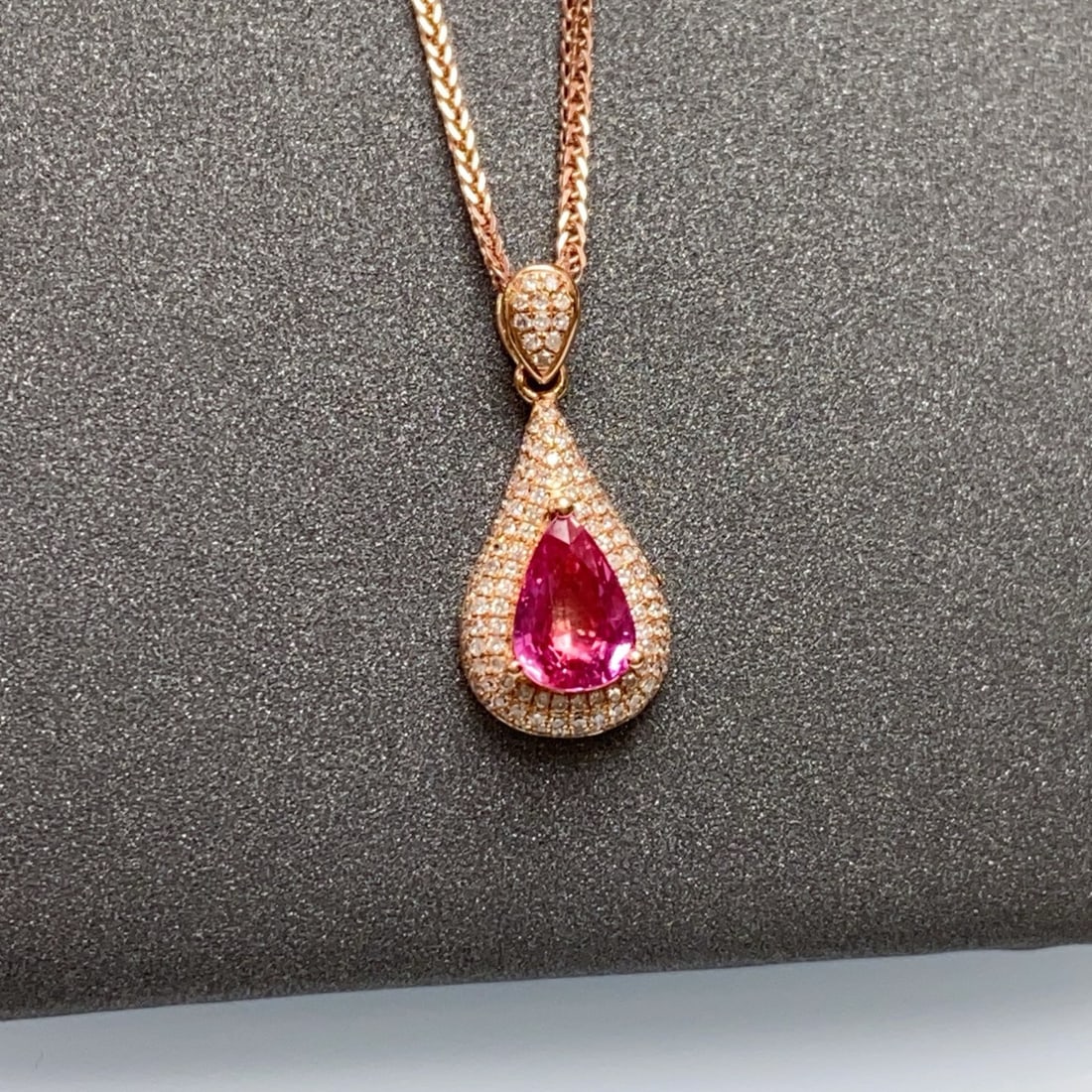 14k Gold 1.15 Ct Natural Ruby & Diamond Pendant( Without Chain ): Ref:231172364 // gold content:14k gold // main gemstone:ruby // shape:pear // carat weight:1. 15ct // color:red // treatment:natural // // adjacent gemstone 2 : diamond // number of stones:121 //