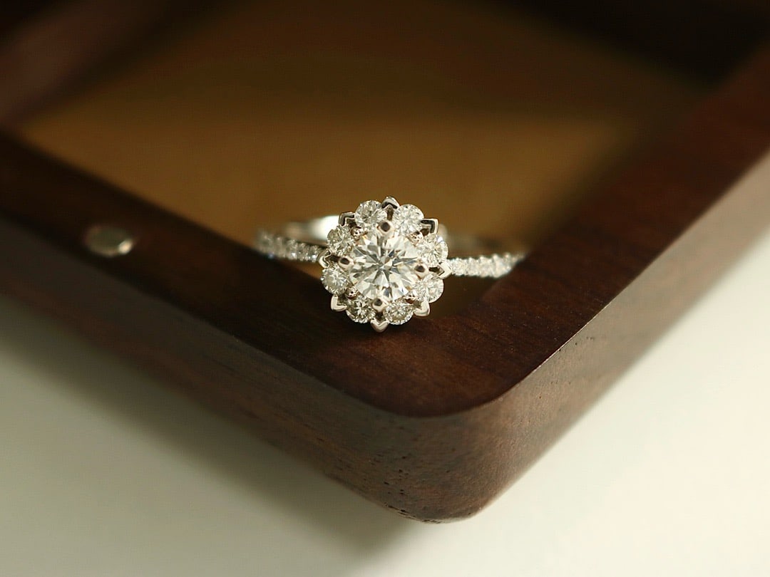 14k Gold 0.66 Ctw Natural H Diamond Ring: Ref:231172365 // gold content:14k gold // ring size:7. 25us // // main gemstone:diamond // shape:round // carat weight:0. 32ct // clarity grade:vs-si // color:h // treatment:natural // cut grade:g //